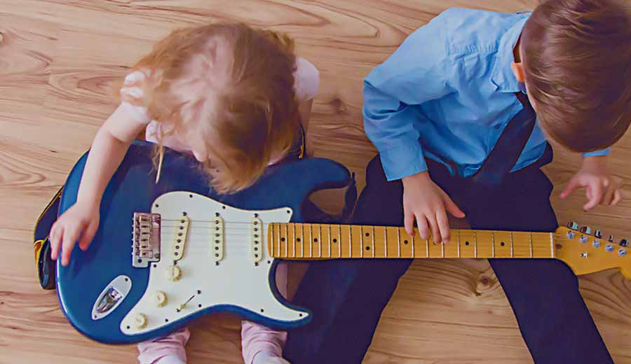 Manfaat Mengenalkan Musik Pada Anak