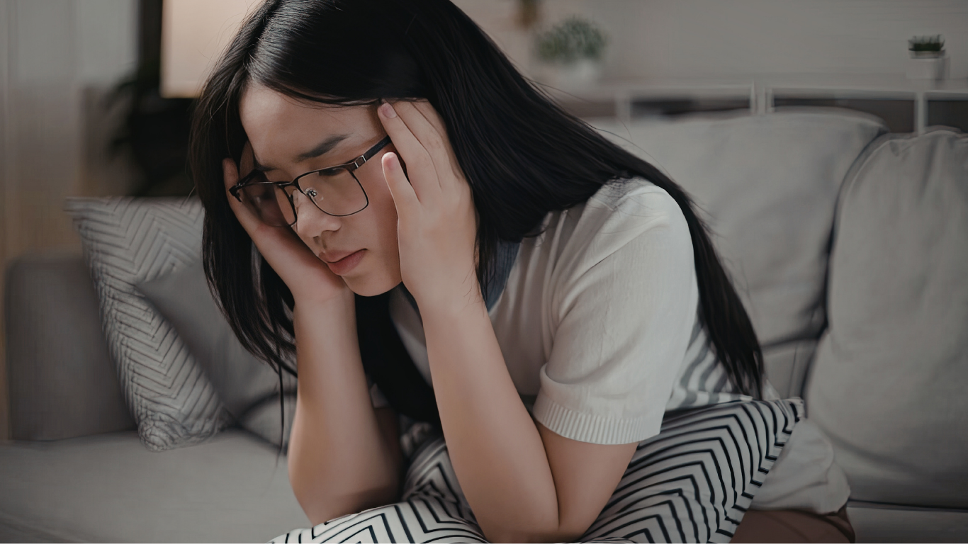 Acara Keluarga Bikin Cemas: Bagaimana Mengatasi Social Anxiety?